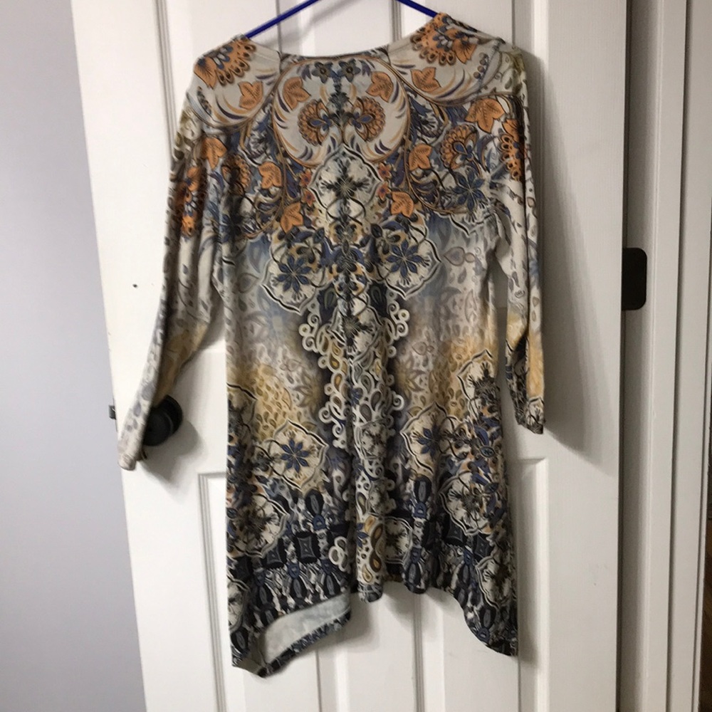 Tunic - Picture 2 of 2